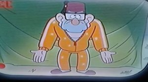 Дядя Стен танцует.😆😉