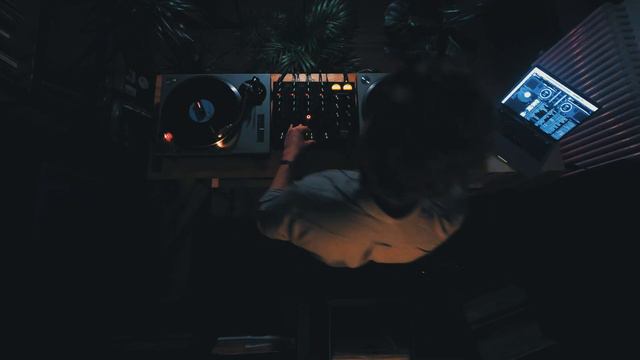 BREESE | House Rhythms 1 | Deep House | Live DJ Mix смотреть онлайн