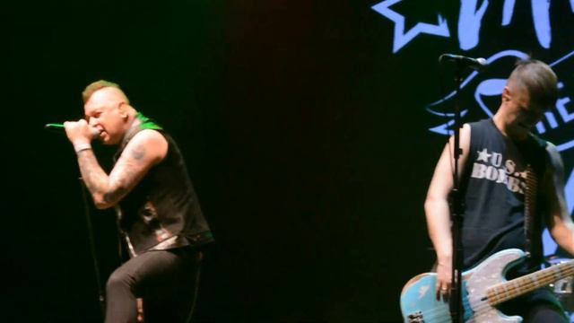 Тараканы-Сто жизней(YOTASPACE,9.04.17) смотреть онлайн