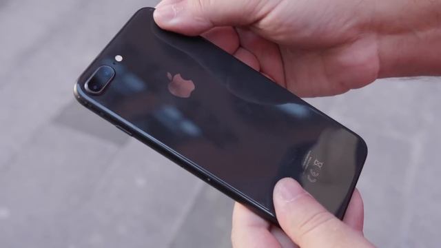 iPhone 8 Plus vs. Galaxy Note 8 - DROP TEST + пранк iPhone'ом смотреть онлайн