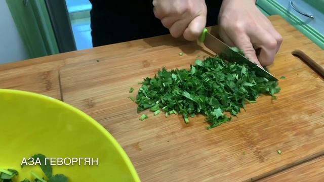 Свежий салат из мальвы или просверника для постного питания | Mallow salad | Փիփերթով աղցան смотреть онлайн