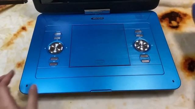 WONNIE 17.9" Portable DVD/CD Player Review смотреть онлайн