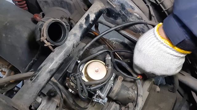 How to replace a broken motorcycle starter motor Daelim Freewing 125cc смотреть онлайн