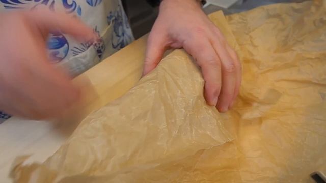 Цыплёнок, запечённый в соли смотреть онлайн