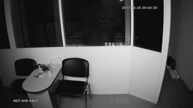 Видеокамера AHD IVM-4827-AHD-4-in-1. 4MP, OV4689, NVP2475H, 3.6мм. Запись 8к/с. Офис, ночь. смотреть онлайн