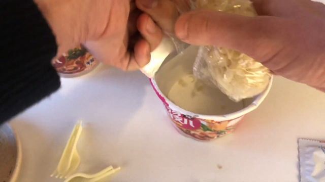 Недошик: три китайские лапши марки Dingda смотреть онлайн