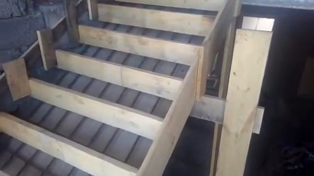 Опалубка двухмаршевой лестницы с площадкой смотреть онлайн