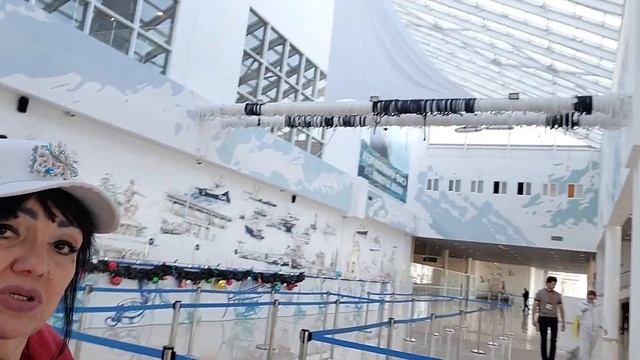 Boarding the Astoria Grande ship смотреть онлайн