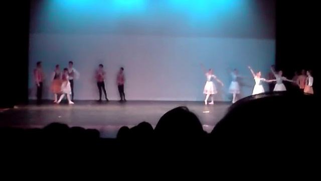 Amigas de Swanilda - Coppelia смотреть онлайн