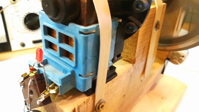 Генератор напряжения из помпы от стиральной машины смотреть онлайн