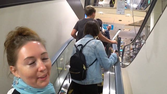 Как управлять поездом со смартфона (это Токио, детка) смотреть онлайн