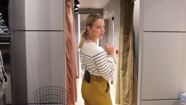 Replay Store @ The Mall Athens смотреть онлайн