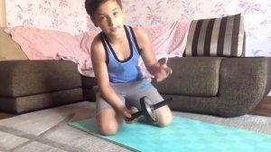 КАК НАКАЧАТЬ ПРЕСС?// 10 ЛУЧШИХ упражнений на ПРЕСС в домашних условиях (для подростков)