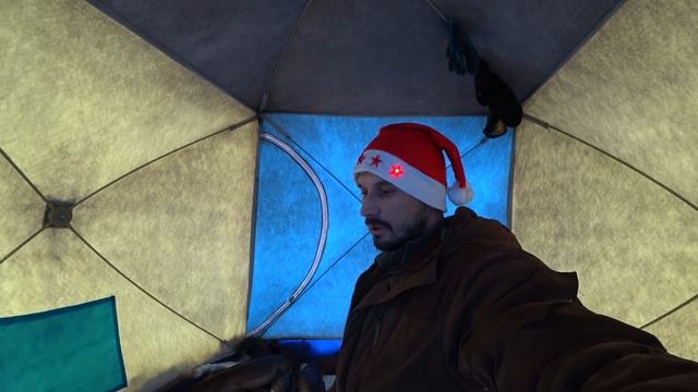 НОВОГОДНЯЯ РЫБАЛКА! Енисей не подводит! смотреть онлайн