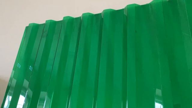 Профилированный поликарбонат Borrex, Россия (трапеция), Зеленый, 0,8мм, 1,05x2м смотреть онлайн