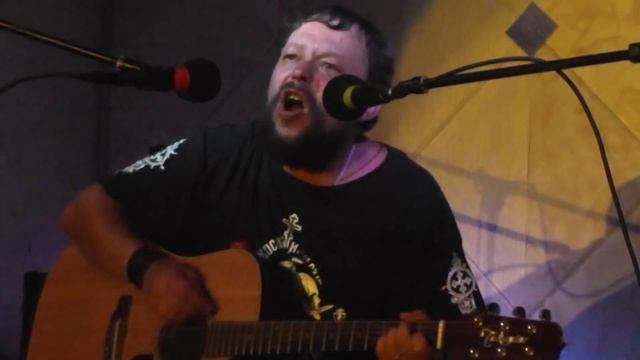 Салим Салкин (гр.День Триффидов) - Гимн Донбаса (Севастополь 19.09.2015) смотреть онлайн