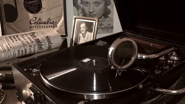 French Chanson Lucienne Boyer - "Parlez-Moi D'Amour" 1930 Gramophone смотреть онлайн