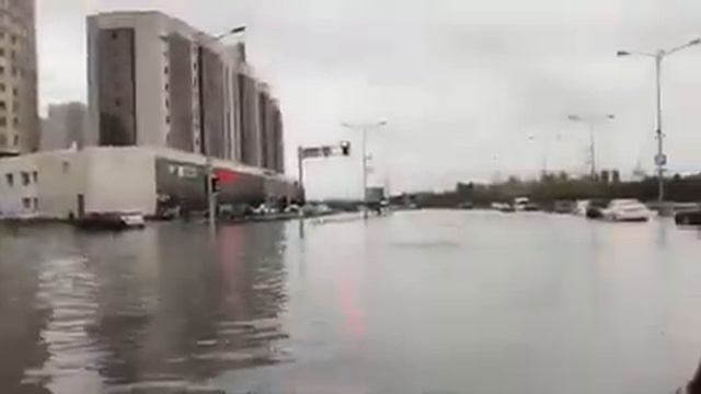 Астану затопило Видео Гульжахан Ахметова смотреть онлайн