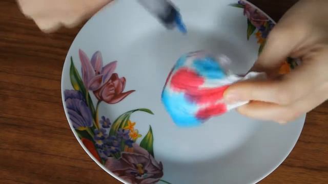 Как покрасить яйца на пасху: Оригинальный способ /Пасхальный DIY / paint Easter eggs смотреть онлайн