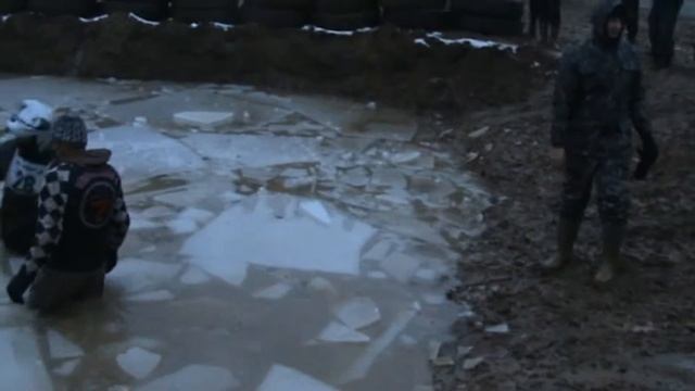 Х-АРЕНА 2012 г ПОДЛЁДНЫЙ ЗАПЛЫВ смотреть онлайн
