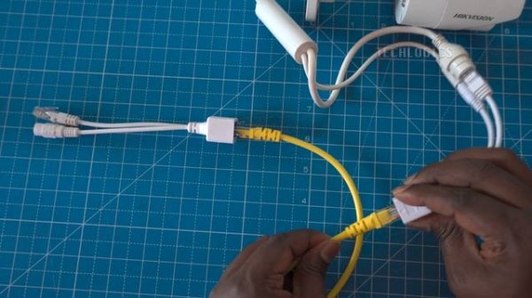 PoE Injector and PoE Splitter Cable connect between NVR & IP cameras