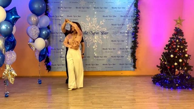 Как грамотно перемещаться в лево во время танца. смотреть онлайн