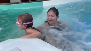 УГОВОРИЛИ ПОЕХАТЬ В БАССЕЙН . 29.07.24.