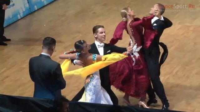 Мазуров Илья - Беломестнова Василина, 1/2 Quickstep смотреть онлайн