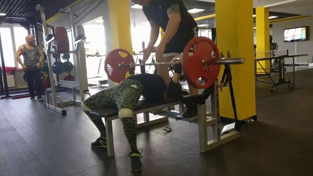 Дарья Черняк - Жим лежа 70х4 смотреть онлайн