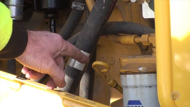 Front Loader Maintenance смотреть онлайн