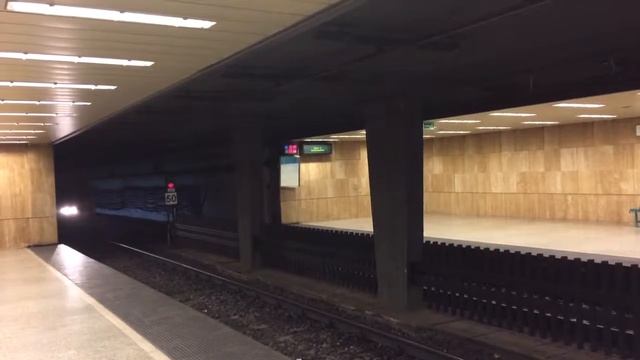 Метро в Будапеште / Metro in Budapest ) ~Aunshpil • смотреть онлайн