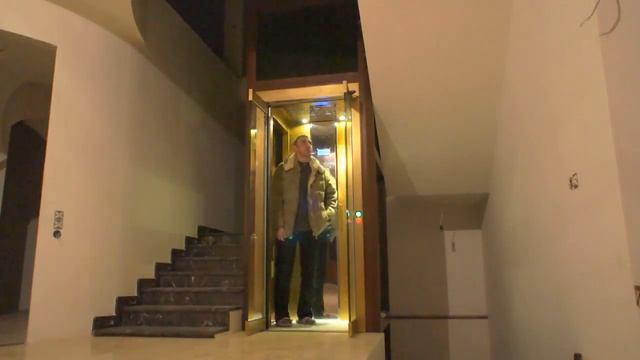 Коттеджный лифт в частном особняке. Пироговка. смотреть онлайн