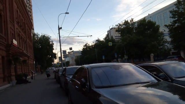 Москва 69 Большая Пироговская улица лето вечер