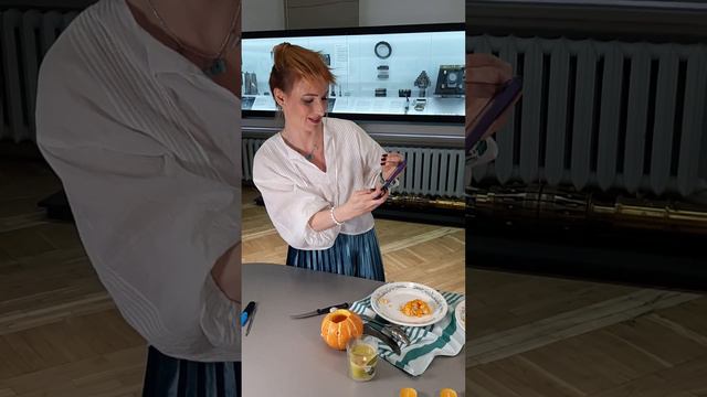 Как сделать вырезанную тыкву на Хеллоуин? Часть 2 смотреть онлайн