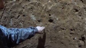 8 метров под землей в колодце без колец а не засыпит ли