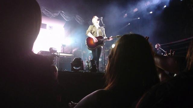 Lars Winnerbäcks Hosianna, via mina solglasögon i Borgholm 2018 смотреть онлайн