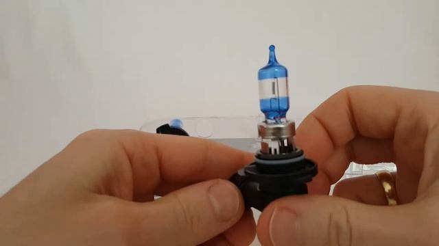 Osram HB3 12V 60W распаковка. Unboxing.