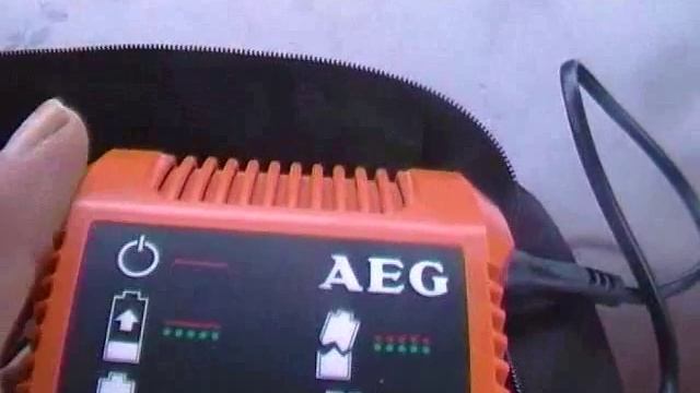 Шуруповерт AEG BS12C2 смотреть онлайн