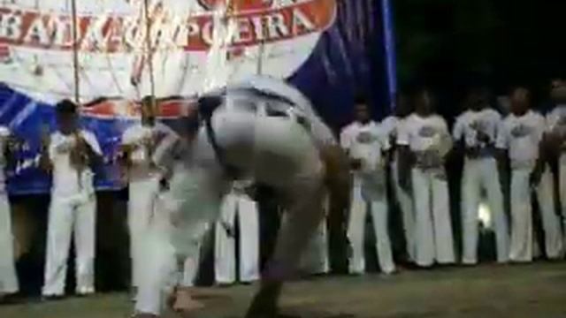 Abada-Capoeira ~ Iuna 10/07/2009 смотреть онлайн