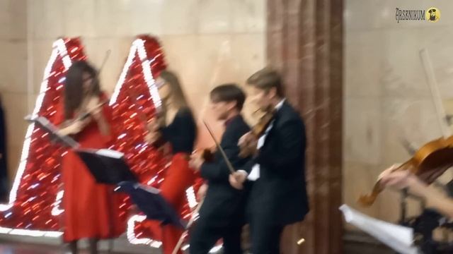 «Да и на небе тучи» — главный попсовый хит 1996-го и классические скрипки смотреть онлайн