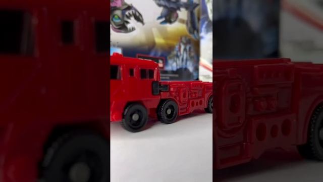 Подарок в виде подделки трансформера смотреть онлайн