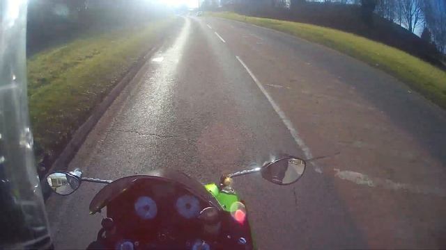 Kawasaki ZZR1400 Vs Suzuki Hayabusa | Why Is The Busa So Popular? | TheRhythmicBiker