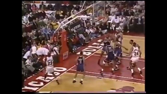 Two-Dribble Pullup Jumper смотреть онлайн