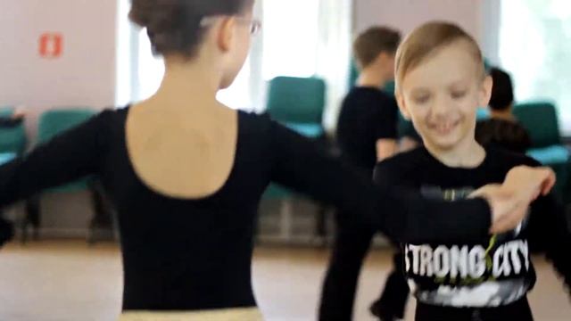 /// Заключительный открытый урок в Dance Studio Barokko + "Битва крепостей" \\\ смотреть онлайн