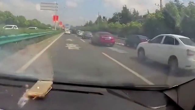 СПАЛИЛ Poco F1 - ПРОЩАЙ ДРУГ? Отнес в ремонт. + Замена Poco X3 на F3 смотреть онлайн