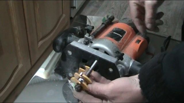 Фрезы по дереву для ручного фрезера 8мм купить . Фреза паз шип. Пара фрез для шпунтовки. смотреть онлайн