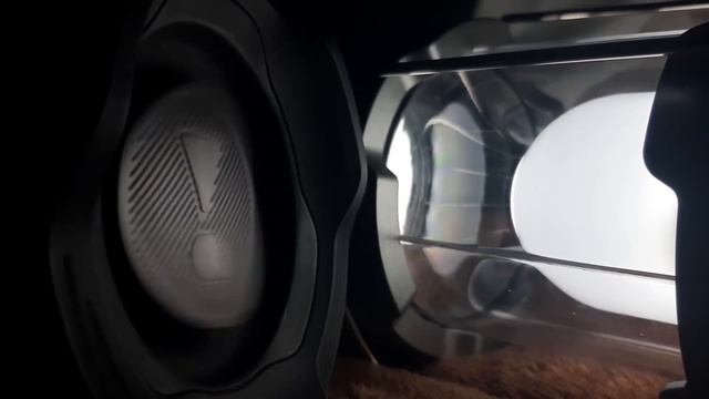 Jbl Pulse 4 lfm 100 (waves) смотреть онлайн
