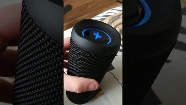 Xmusic Trendy показывает необычный ход волной смотреть онлайн