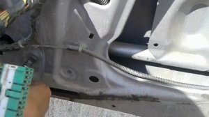 как снять стеклоподьмник в Honda Stream