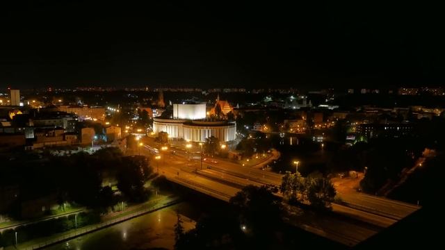 Пришла в гости к подруге и открыла холодильник, чтобы убрать пирожные. Но то, что она увидела там.. смотреть онлайн